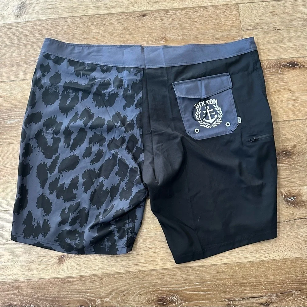 DIXXON Classics Redefined Men’s Black & Gray Lightweight Boardshorts Sz 46 NWOT